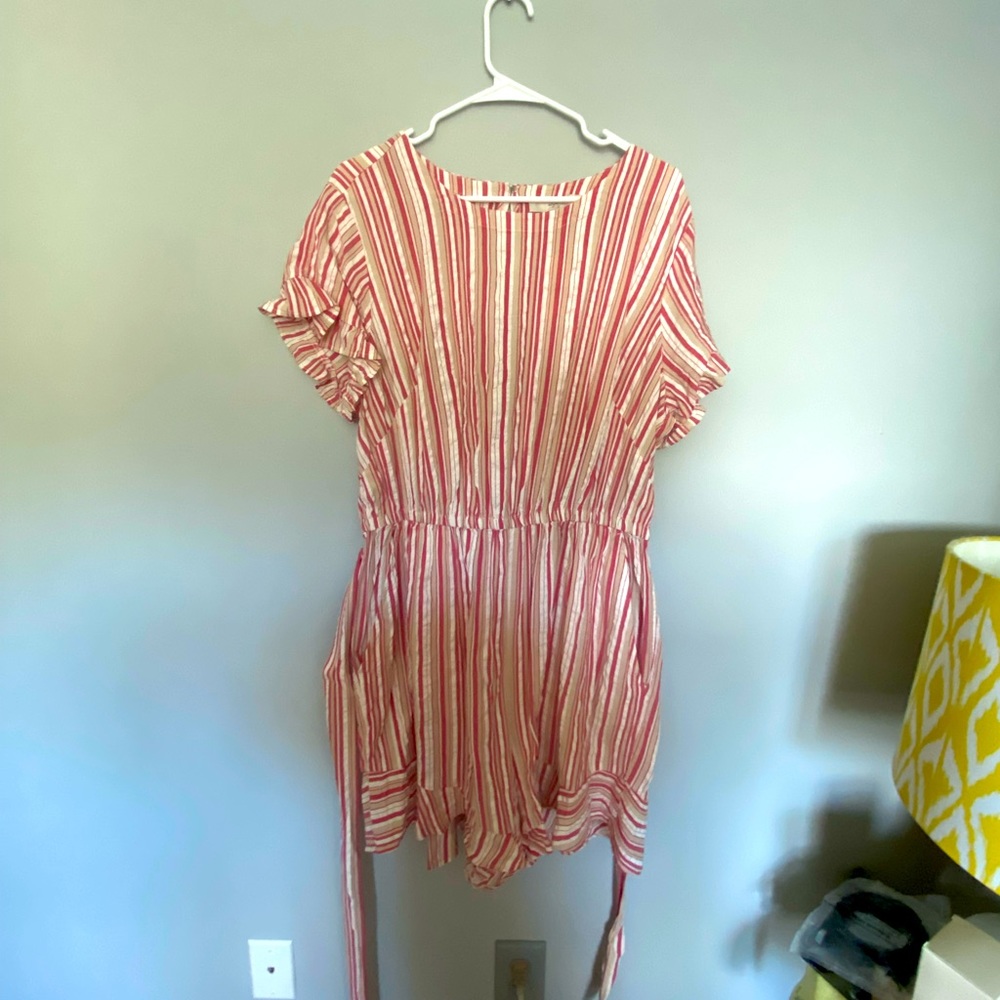 Loft ruffled romper